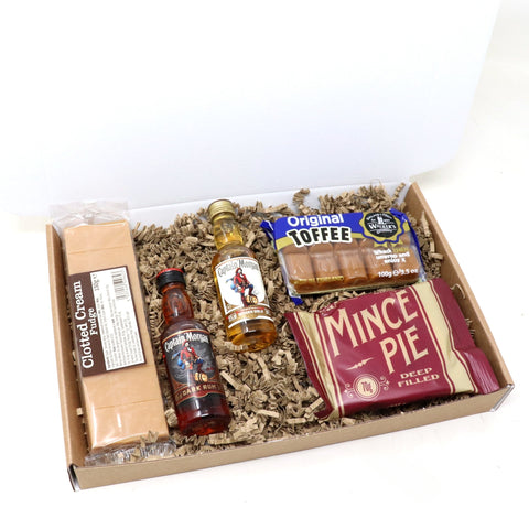 Alcohol & Christmas Treats Letterbox Gift Set With Mince Pie