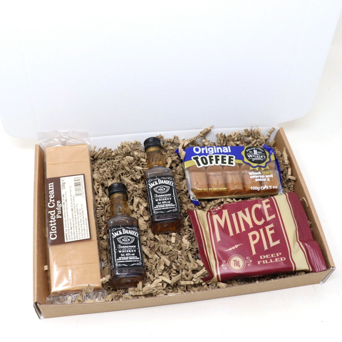 Alcohol & Christmas Treats Letterbox Gift Set With Mince Pie